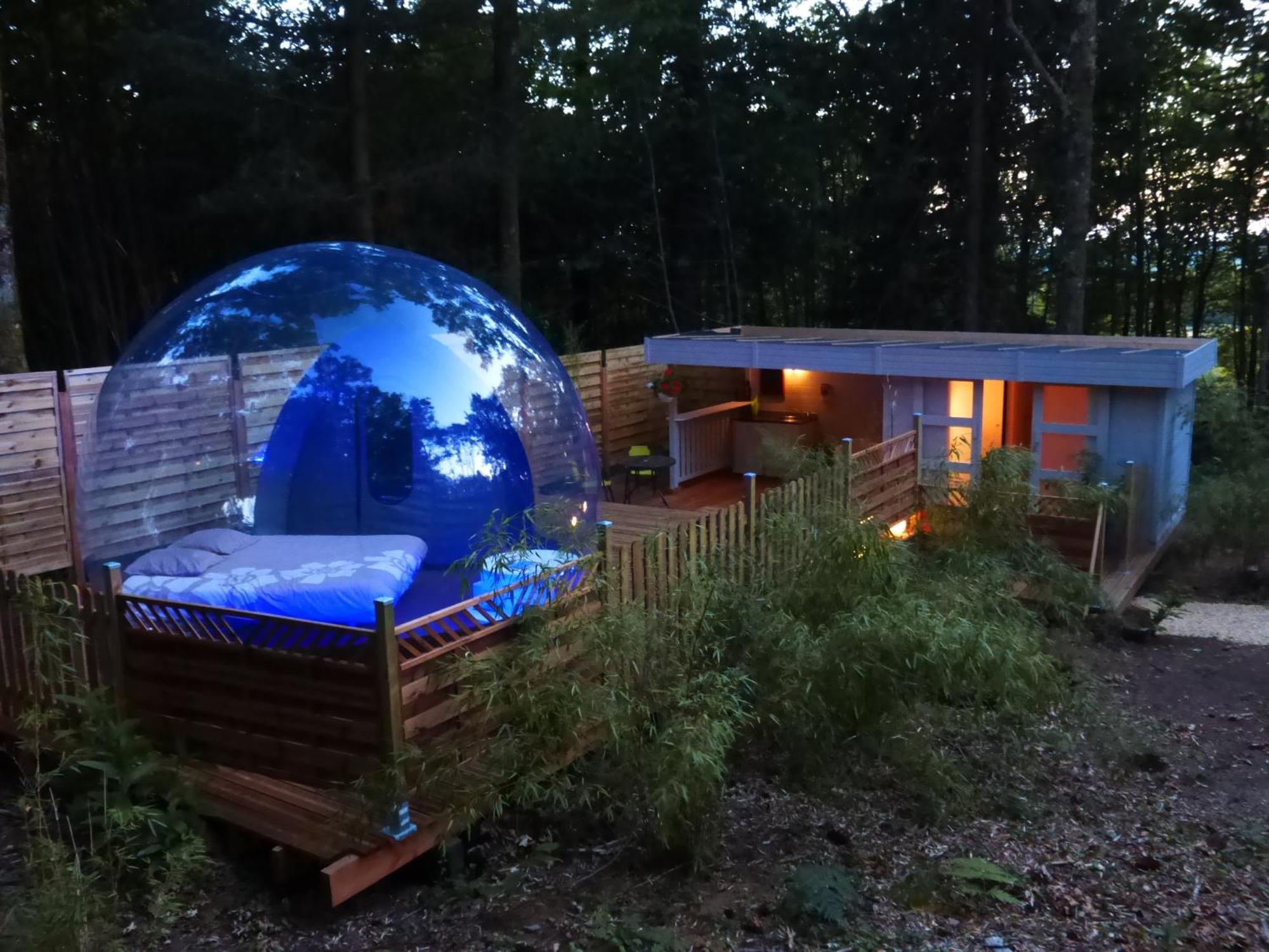Bulle D'R Hotel Dournazac Bagian luar foto