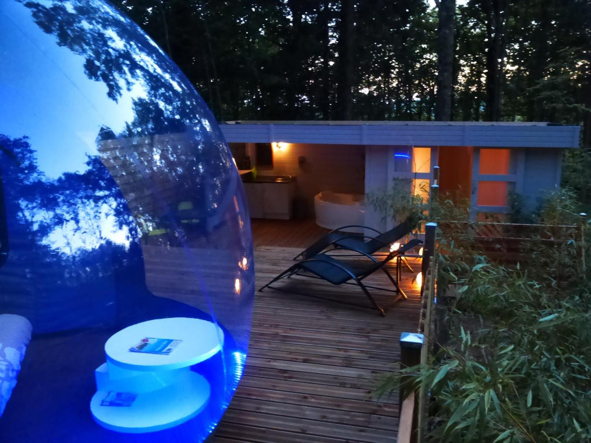Bulle D'R Hotel Dournazac Bagian luar foto